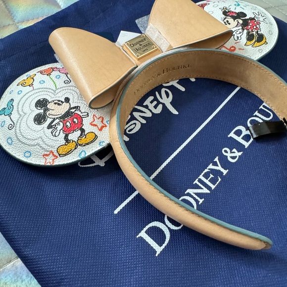 Dooney And Bourke Mickey And Minnie Mouse Ear Headband - Picture 5 of 6